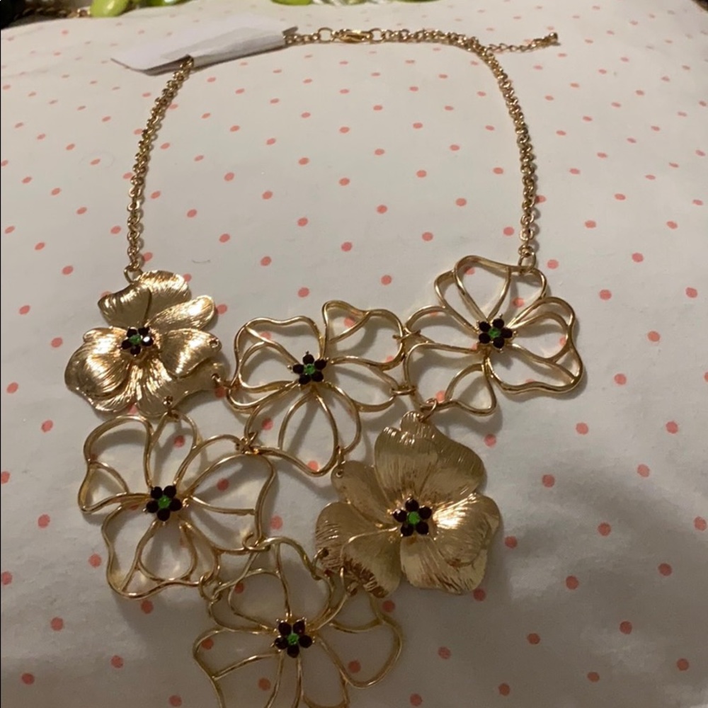 Flower statement necklace